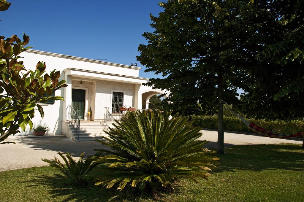 La Volpina Bed and Breakfast Martina Franca Exteriör bild
